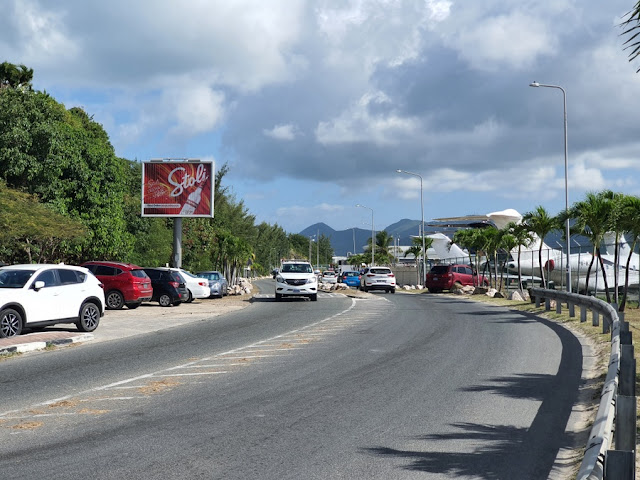 St Maarten