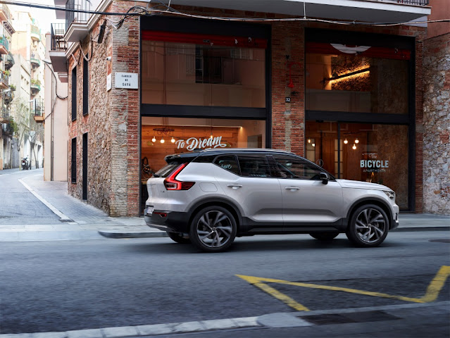 2018 Volvo XC40 2.0 T5 (247 Hp) AWD Automatic