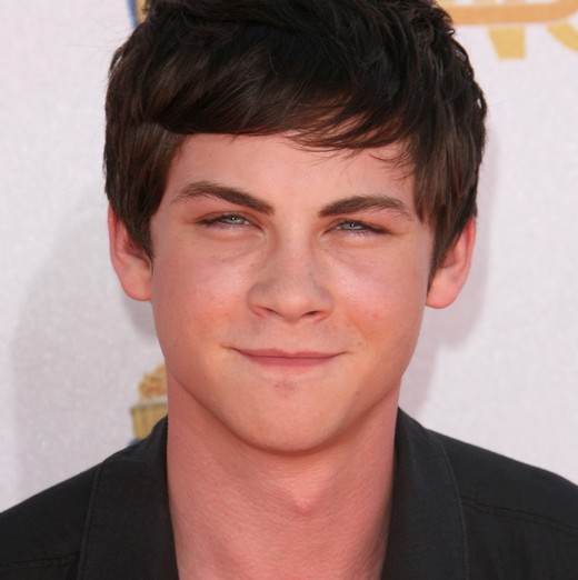  Logan Lerman al m de ser lindo um garoto com muito talento