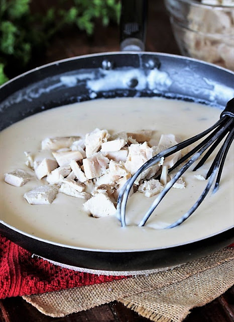 How to Make Creamed Turkey Image