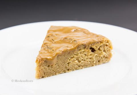 Speculoos Swirl Cake