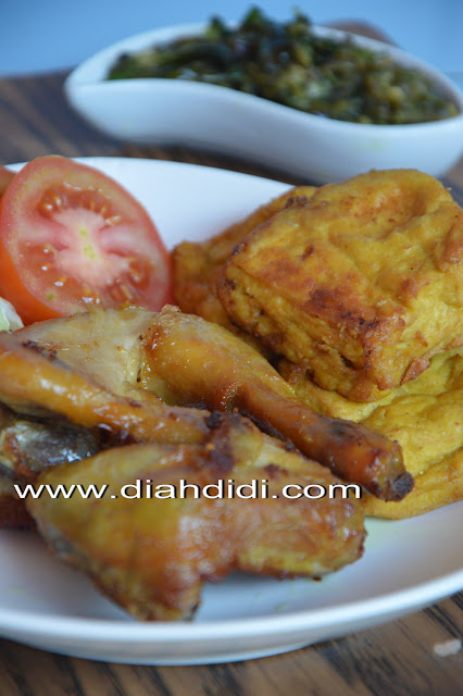 Diah Didi's Kitchen: Ayam Goreng dan Tahu Goreng Dalam 
