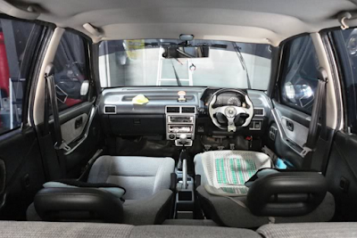 Interior Daihatsu Charade CX & Winner