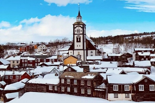 9 Potret Kota Roros, Negeri Dongeng di Norwegia Yang Sangat Menakjubkan