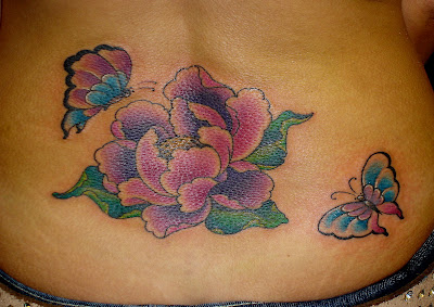 http://dreamsaremadeofvintagedresses.blogspot.com/2014/05/flower-tattoo.html