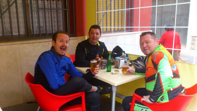 guapos i templats ciclistes de muntanya