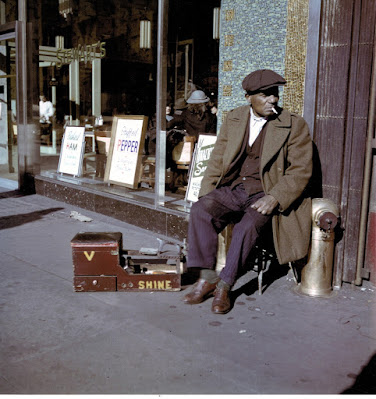 color photograph of a  Shoe Shine Man, East Harlem, 1947