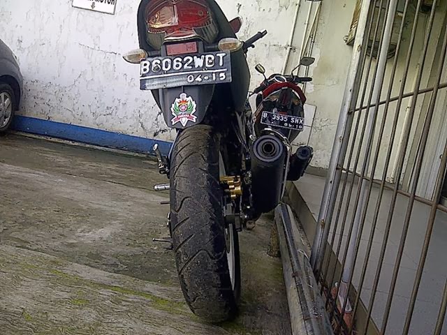 Modifikasi Stiker Motor Yamaha Vixion