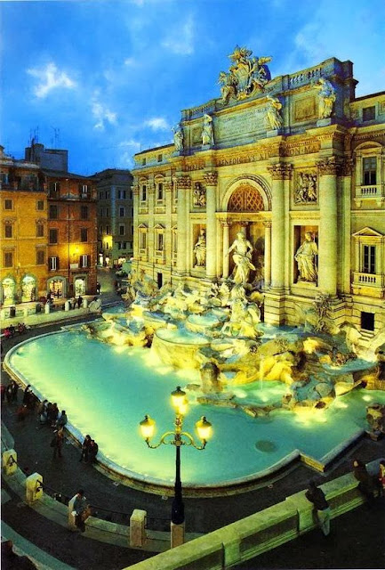 Italy Travel Guide: 10 Best Places to Visit in Rome - The Trevi Fountain