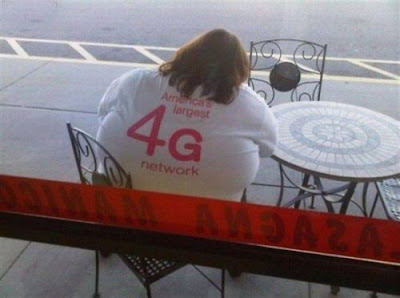 fat lady wears t-mobile 4G shirt