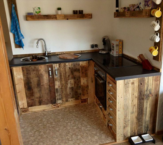 Desain dapur  unik dari  pallet bekas 1000 Inspirasi 