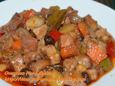 Menudo with Christmas Ham