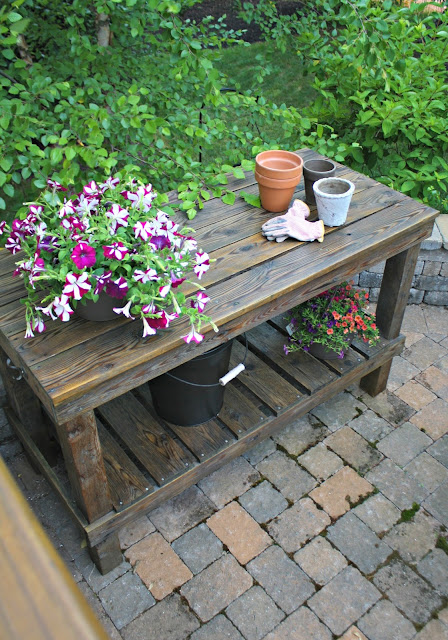 Refinishing the DIY potting bench