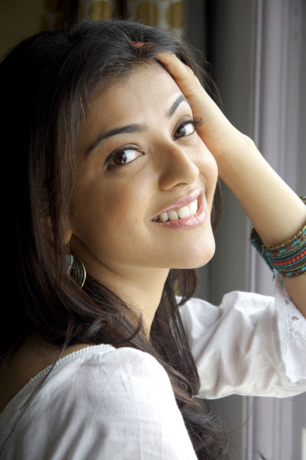 kajal agarwal latest cute looking stills