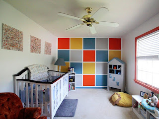 kamar tidur bayi laki laki motif warna warni