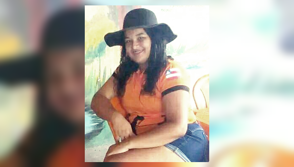 Mulher de 28 anos é morta a tiros durante festa na Bahia