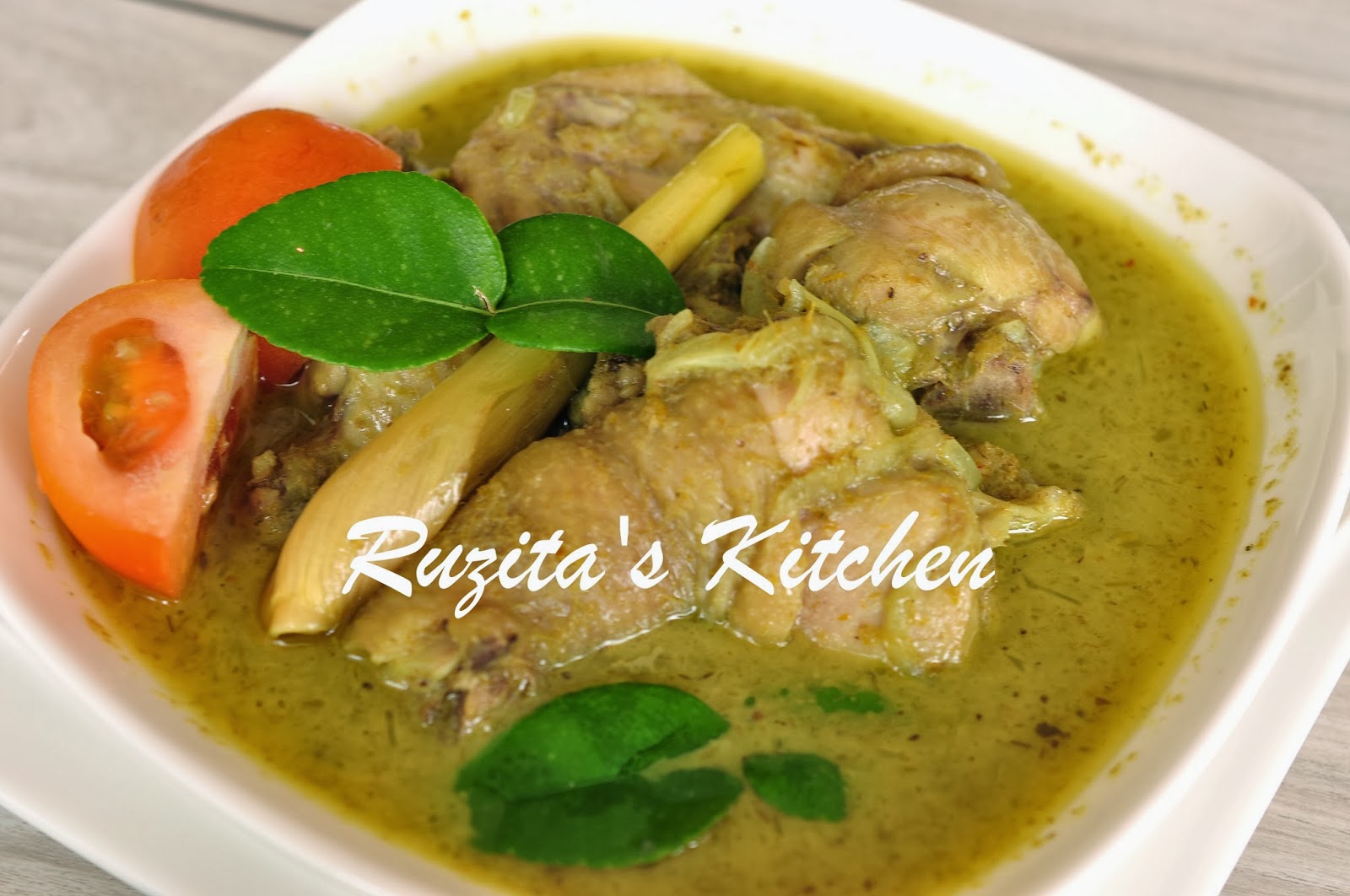 Ruzita's Kitchen: Ayam Masak Kari Hijau