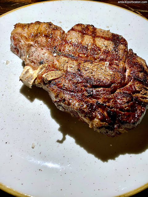 Bone in Rib Eye en The Lost Fire