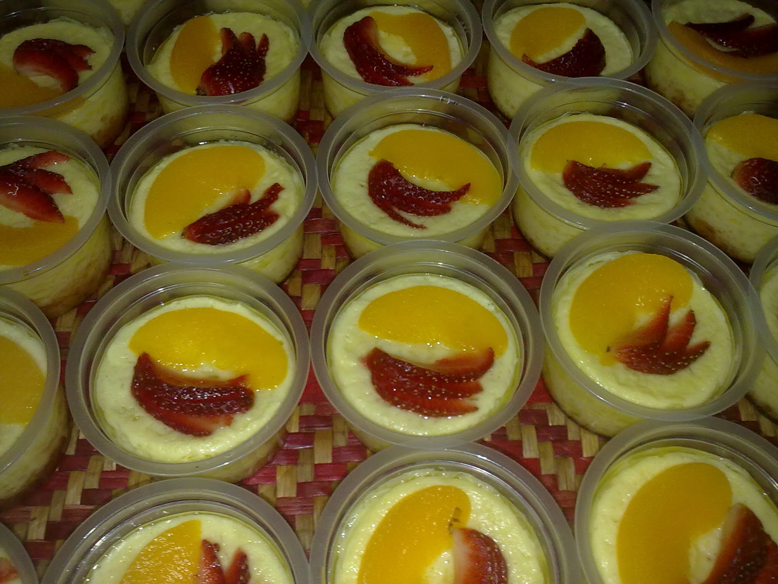 Harga puding karamel bekas kecil