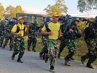 SISWA DIKMABA TNI AD TA 2023 LAKSANAKAN MATERI LATIHAN LINTAS MEDAN