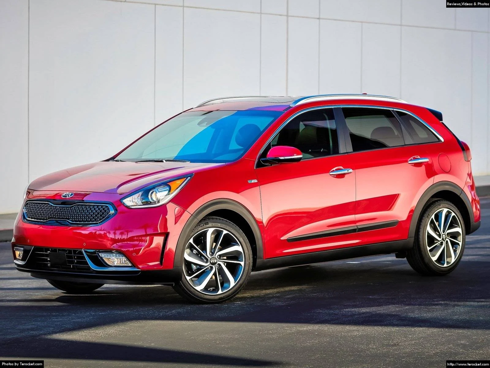 Hình ảnh xe ô tô Kia Niro 2017 & nội ngoại thất