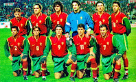 SELECCIÓN DE PORTUGAL - Temporada 1998-99 - Paulo Bento, Madeira, Fernando Couto, Vitor Baia, Dimas y Rui Costa; Secretario, Joao Vieira Pinto, Sa Pinto, Paulinho Santos y Luis Figo - PORTUGAL 0 HOLANDA 0 - 10/02/1999 - Partido amistoso - París, Francia, estadio del Parque de los Príncipes