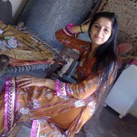 Desi Karachi Sizzling Hot Girls Pictures