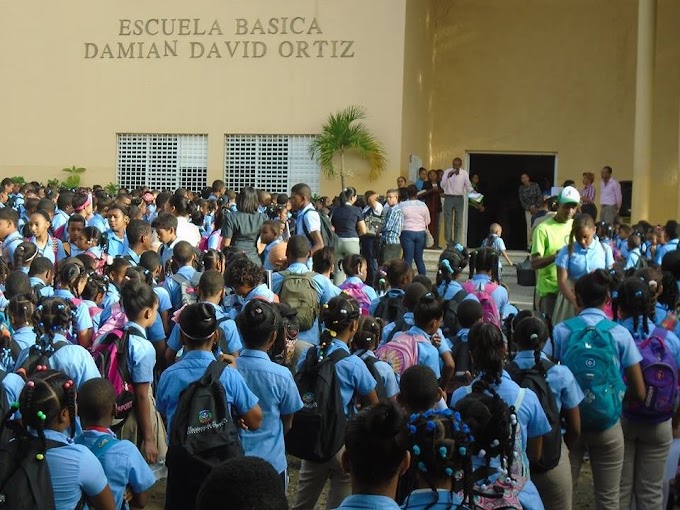 REGIONAL DE EDUCACIÓN 02, SAN JUAN-DISTRITO EDUCATIVO 02-03, LAS MATAS DE FARFÁN celebran el aumento 
