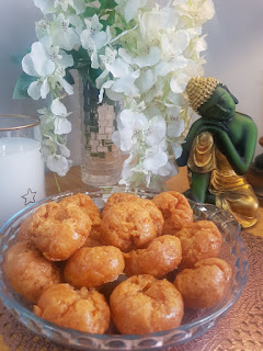 Baalushahi is traditional indian sweet prepared during diwali and holi . Balushahi is delicious,  flaky , crisp from outside and melt in mouth within . 