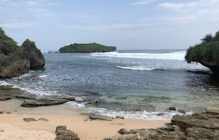 Pantai Slili Gunungkidul Yogyakarta