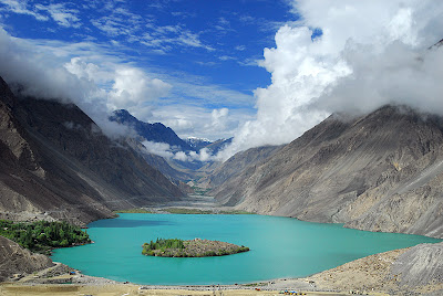 Satpara lake