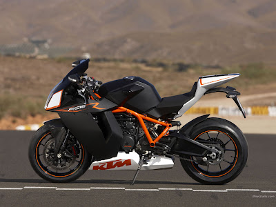 KTM RC8 pictures