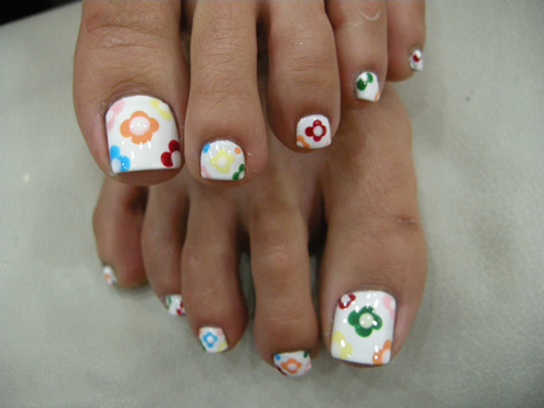 cute toe foot nail art design