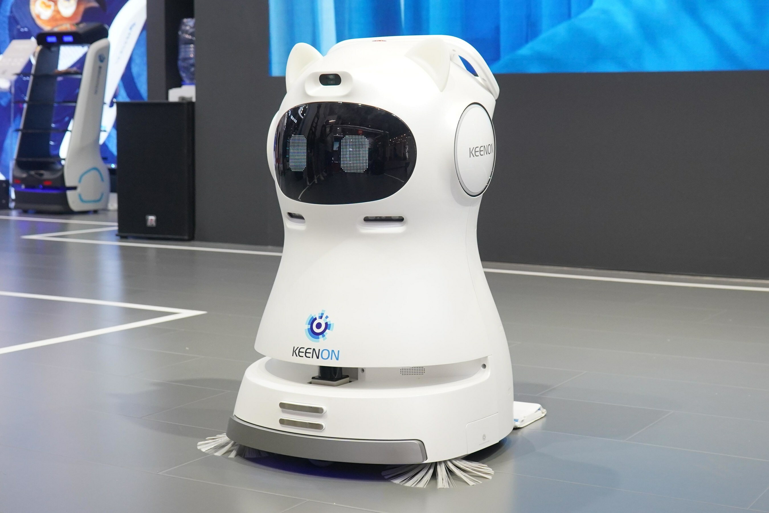 KEENON Robotics recently showcased its latest innovations at the World Robot Conference in KEENON Robotics Unveils DINERBOT T10 and KLEENBOT C30 at World Robot Conference 2023 in Beijing