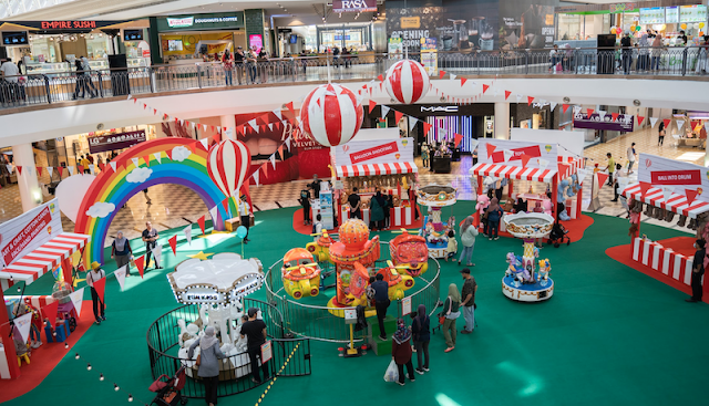 JOM BAWA ANAK2 BERHIBUR DI KARNIVAL VIKIDS DI ALAMANDA 