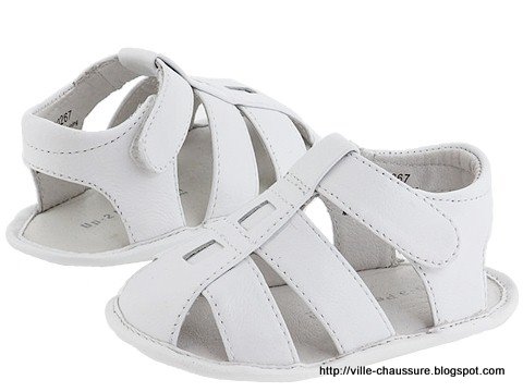 Ville chaussure:chaussure-569161