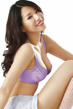 Angel Hou Xiang Ting 34D Bra