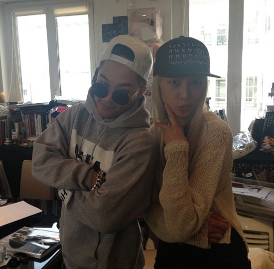 taeyang with soo joo paris mens fashion week 2013