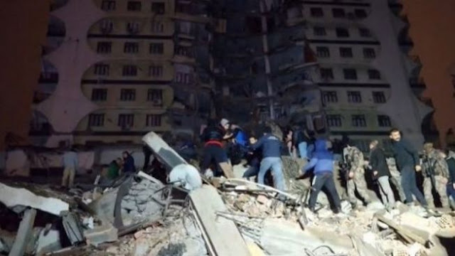 Gempa 7.8 Magnitudo Guncang Turki, 1800 Orang Tewas dan Ribuan Lainnya Luka-Luka