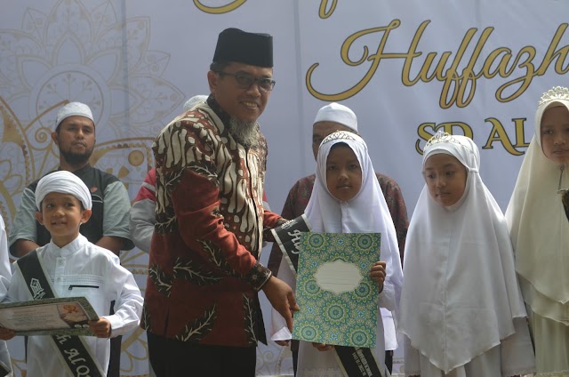 Sekolah Al Huffazh Jadi Terdepan Dalam Mencetak Ahli Quran