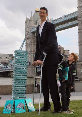 worlds tallest man