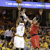 CAVALIERS TRITURAN A LOS HAWKS