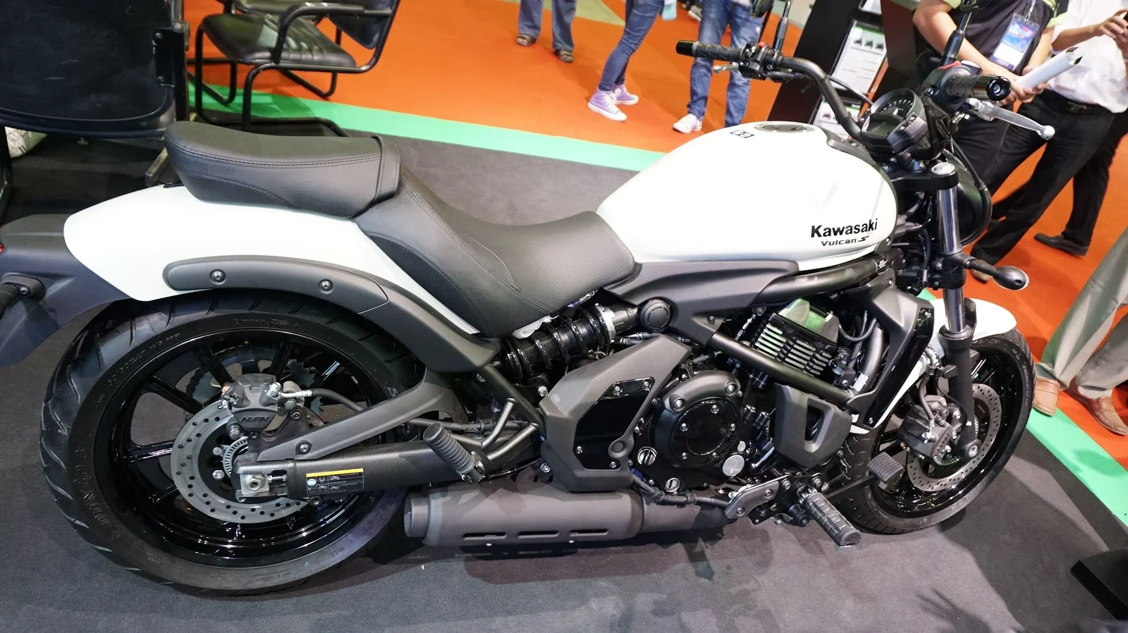 Cận cảnh siêu xe Kawasaki Vulcan S ABS tại VMS 2016