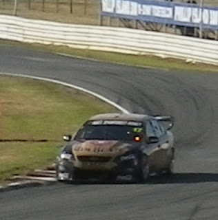 V8 SUPERCARS CHALLENGE