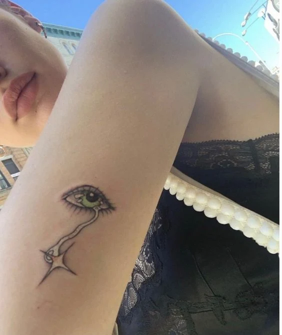 Mini tatuajes para mujeres de más de 40