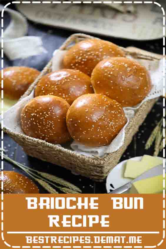This buttery brioche bun recipe is so fluffy and perfect for any burger or sandwich. The moment you sink your teeth into the brioche rolls you’ll fall in love! #briochebuns #brioche #briocherecipe #burgerbuns #briocherolls#Bread#Bun