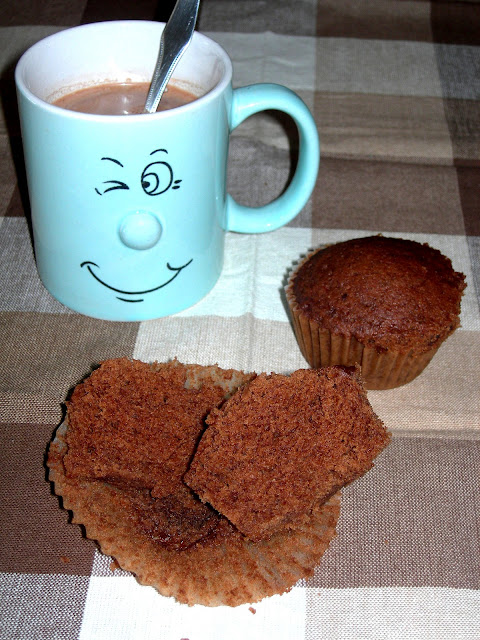 Magdalenas de ganache de chocolate (microondas)