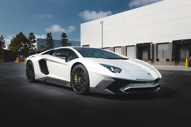 Wow 10 Harga Mobil Lamborghini Termahal Dan Tipe Nya - storyoto.com