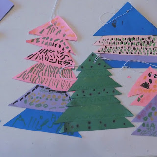 Christmas tree ornaments from paper