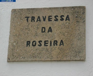 Travessa da Roseira de Castelo de Vide, Portugal (Crossing)